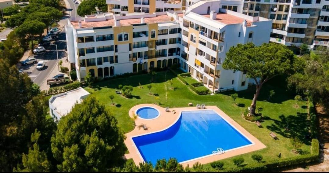 Vilamoura - Spacious With Swimming Pool & View Luaran gambar